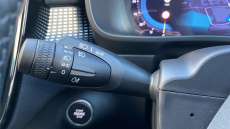 Volvo XC40 2.0 B4P Plus Dark 5dr Auto Petrol Estate